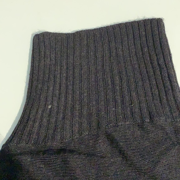 Top - Picture 4 of 4